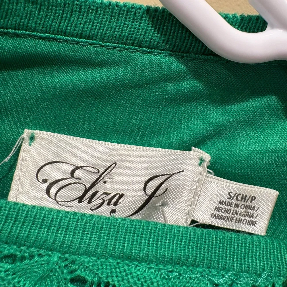Eliza J elegant sleeveless